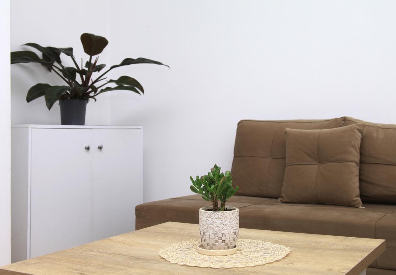Beautiful Apartment At Port Side! Durrës Esterno foto