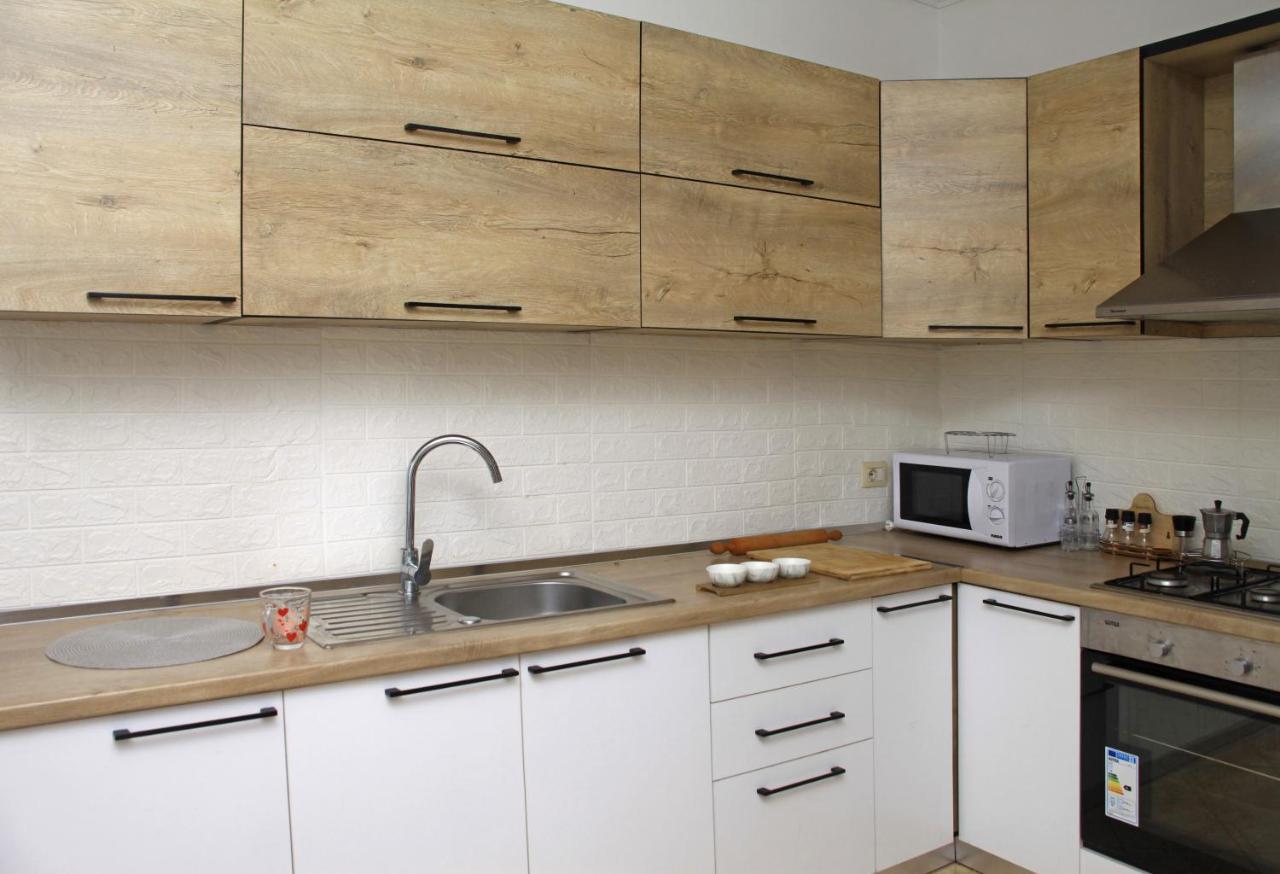 Beautiful Apartment At Port Side! Durrës Esterno foto