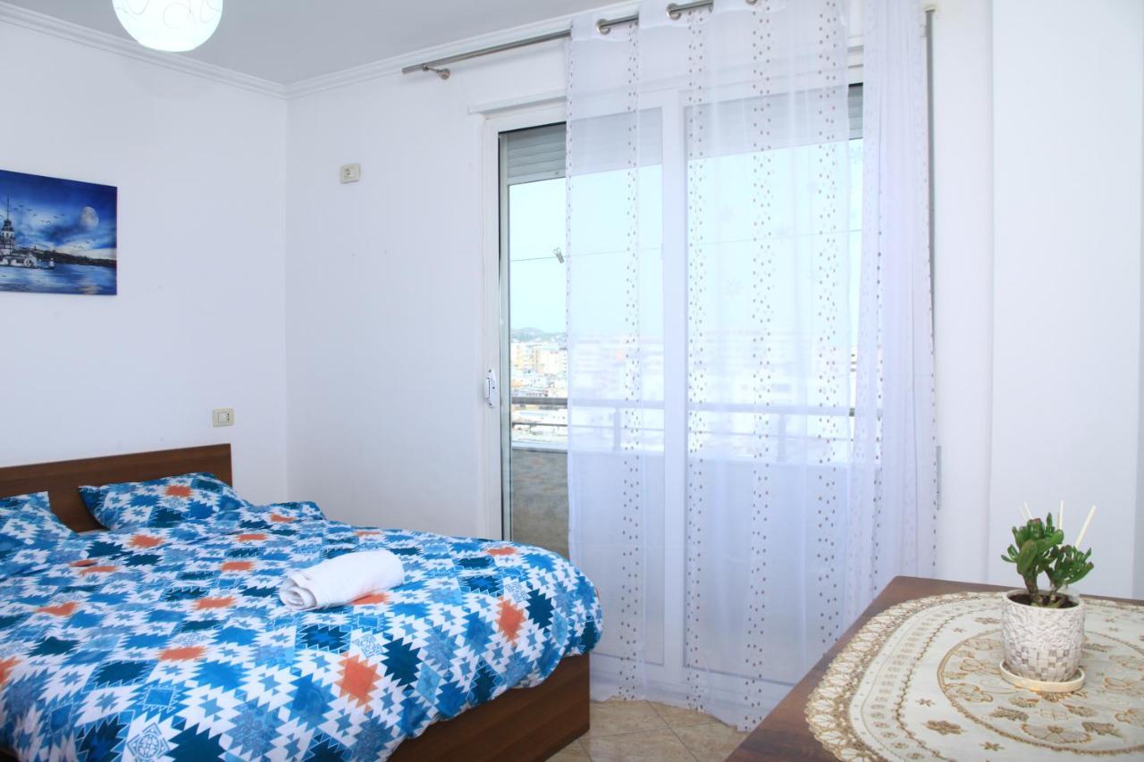 Beautiful Apartment At Port Side! Durrës Esterno foto