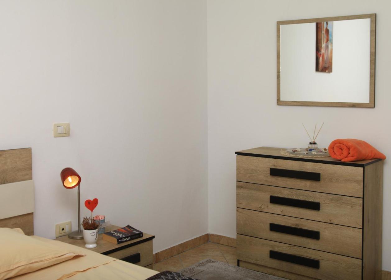 Beautiful Apartment At Port Side! Durrës Esterno foto