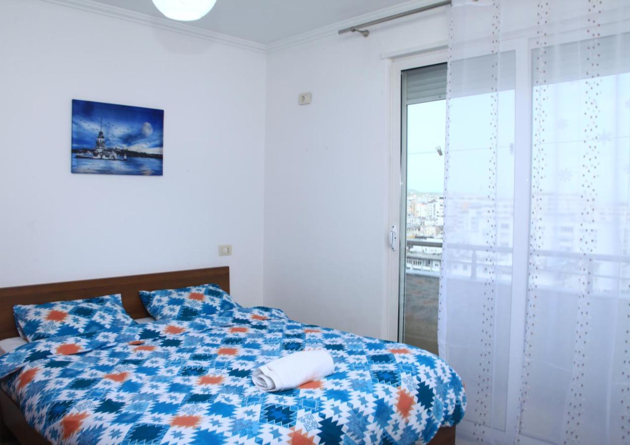 Beautiful Apartment At Port Side! Durrës Esterno foto